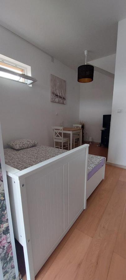 Studio Allure 1 Kornić Dış mekan fotoğraf